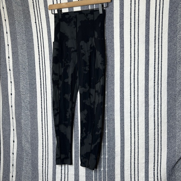 Sweaty Betty Power High Waist 7/8 Leggings - Picture 2 of 5